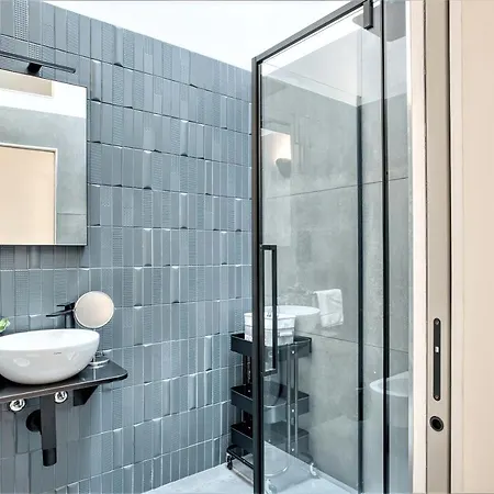 Apartment Winter Garden - Isola - Via Pastrengo
