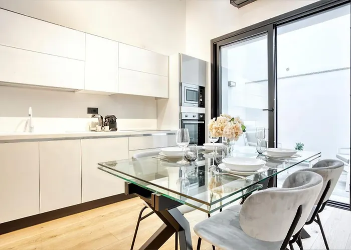 Hostmate - - Pastrengo - Isola Apartment Milan