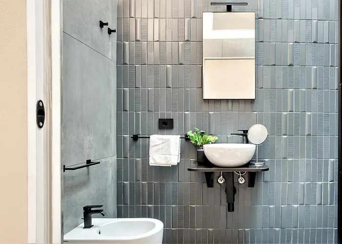 Apartment Hostmate - - Pastrengo - Isola Milan